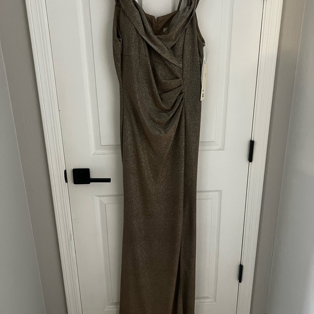 Elegant Gold Evening Gown